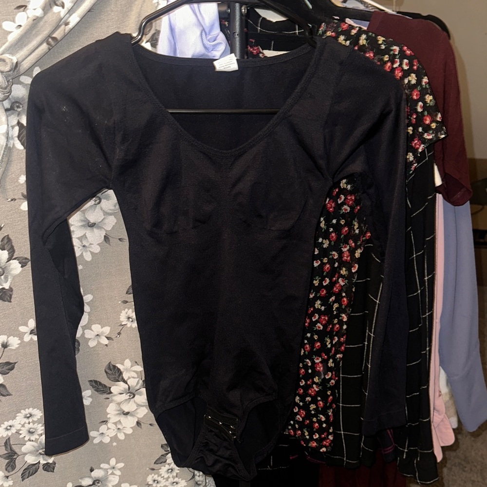 SHEIN Elegant Black Long Sleeve Bodysuit